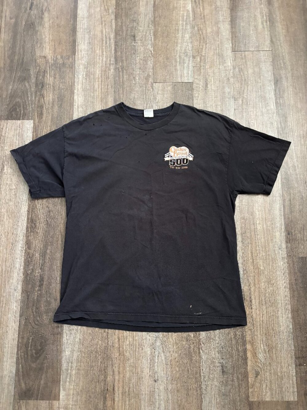 Vintage 2000 Cracker Barrel 500 Racing Faded / Distressed Tee Shirt